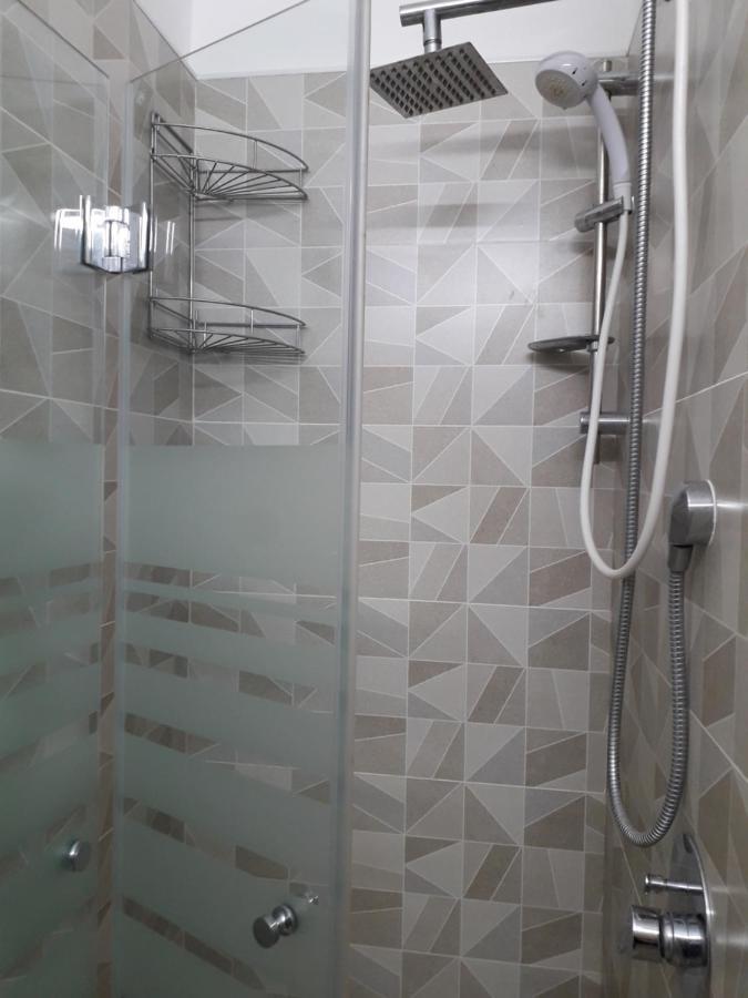 Private Room In The Сomfortable Apartment In Ashdod, 7 Min Walk To The Beach Екстериор снимка